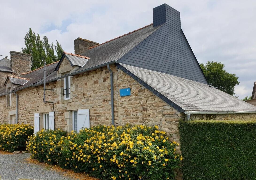Charming Traditional 2-Bed Cottage Near Plémet Kültér fotó